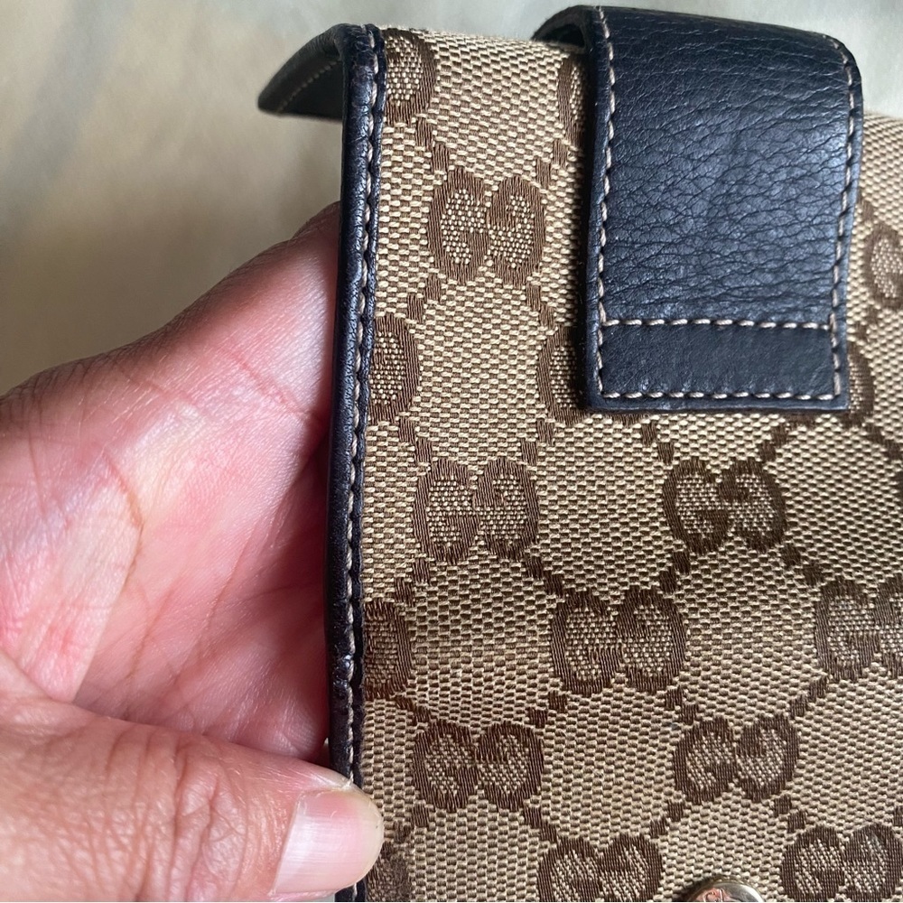 Authentic Gucci key holder - Picture 7 of 14